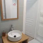 Διαμέρισμα Joli Au Rdc Avec Cour *