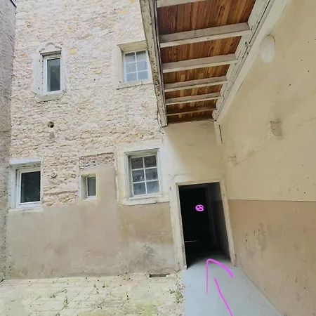 Cosy - Hyper-centre - Cour Privee Parking Gratuit A 2 Min