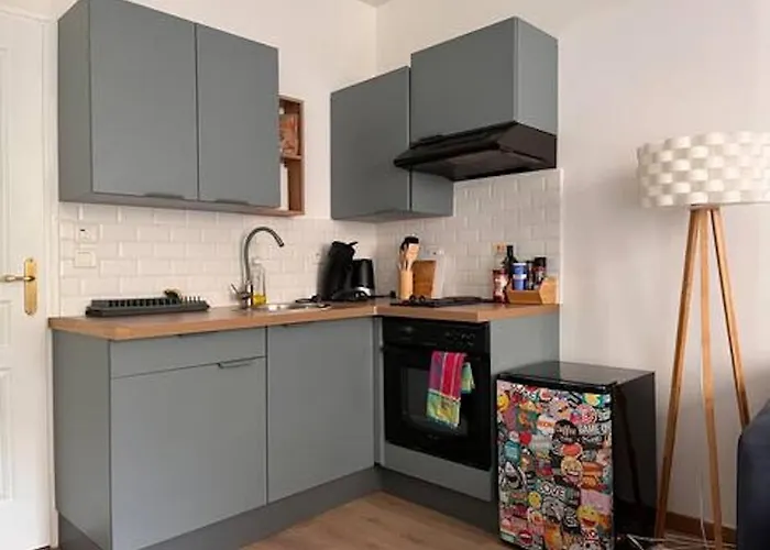 Apartmán Joli Au Rdc Avec Cour Toul